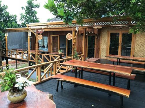 Albergue Cottage House
