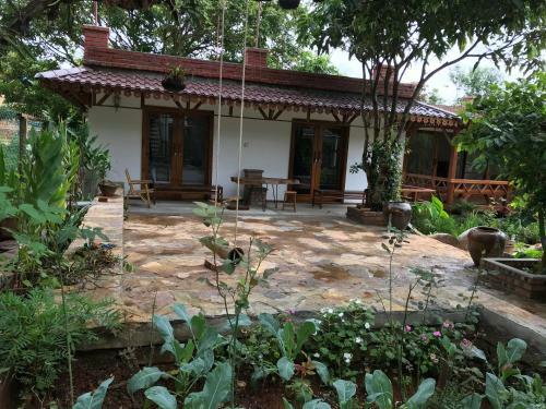 Albergue Cottage House