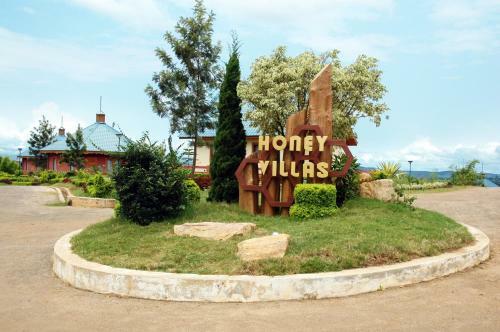 Hotel Aye Thar Yar Golf Resort