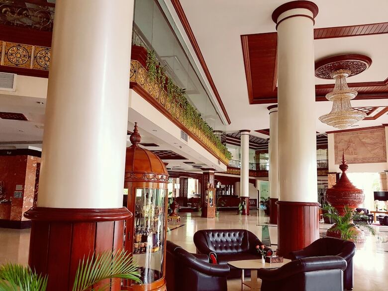 Oattara Thiri Hotel
