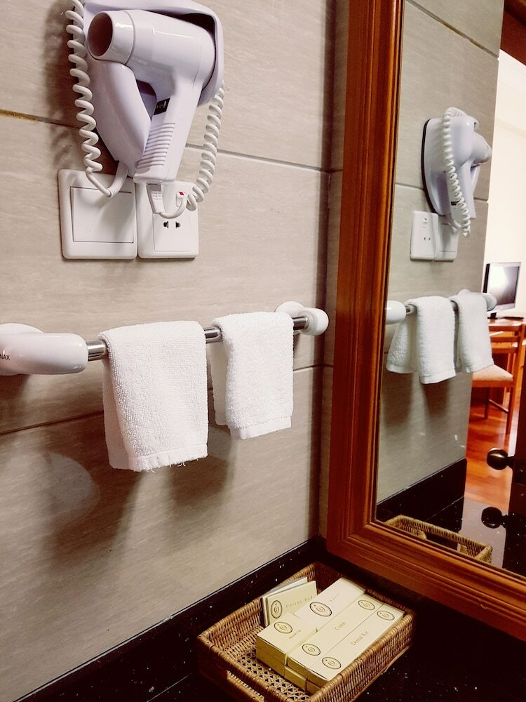 Oattara Thiri Hotel