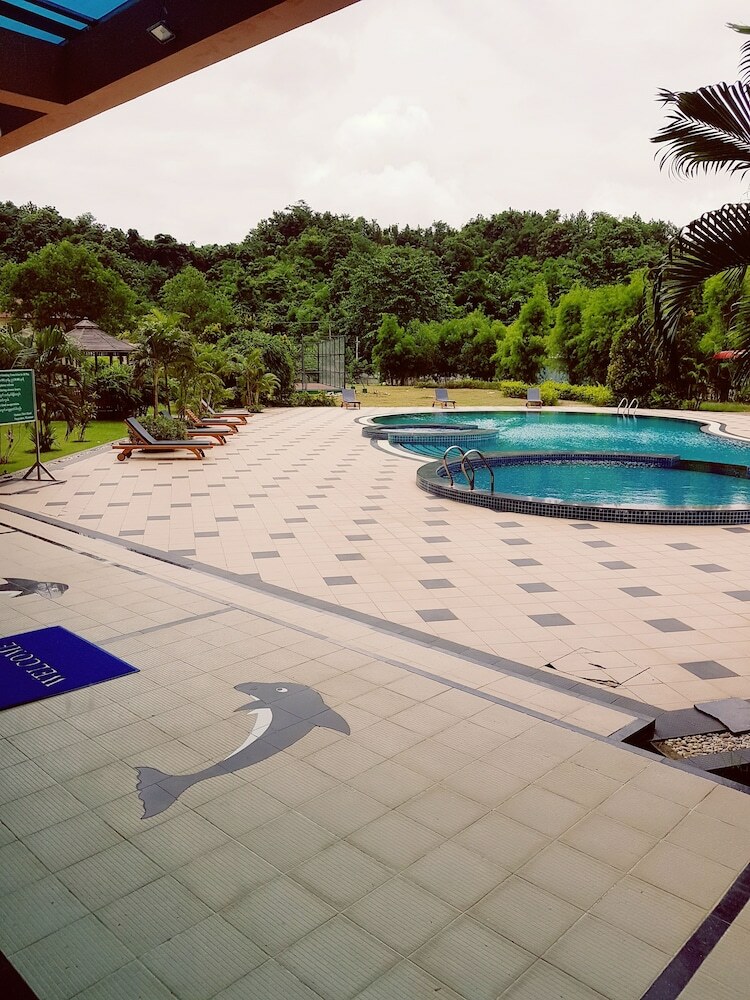 Oattara Thiri Hotel