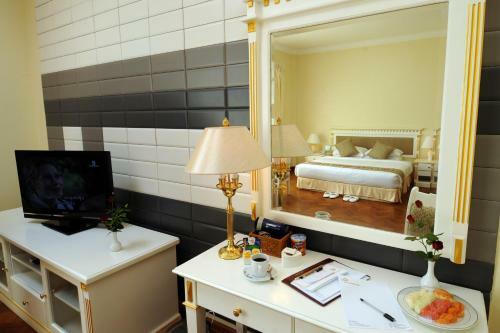 Mount Pleasant Hotel