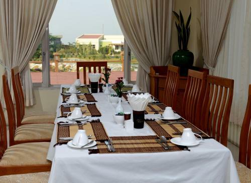 Mount Pleasant Hotel
