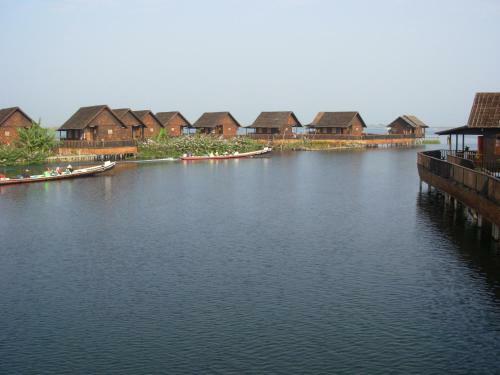 Hotel Golden Island Cottages Nampan