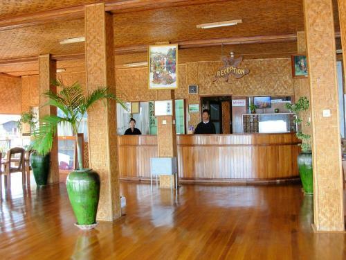 Hotel Golden Island Cottages Nampan