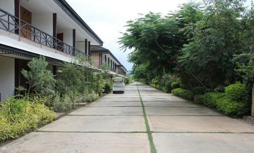 Hotel Royal Nadi Resort