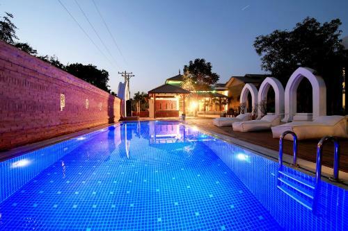 Zfreeti Hotel