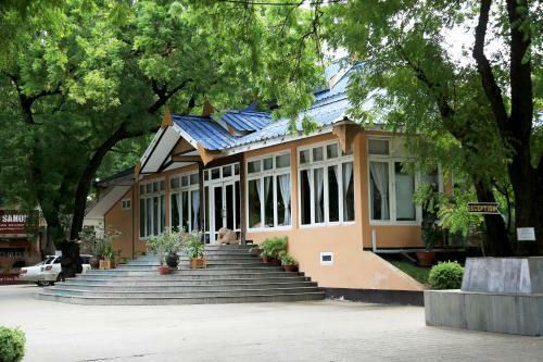 Thante Hotel - Nyaung Oo