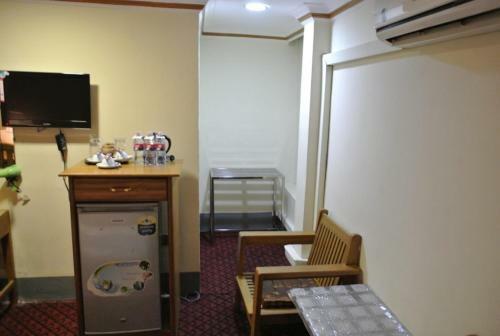 Grand Empire Hotel