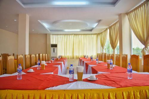 Shwe Poe Eain Hotel
