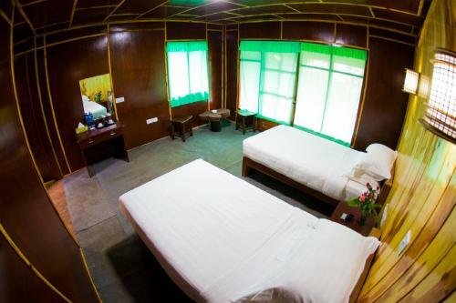 The Floral Breeze Hotel (mt. Victoria)