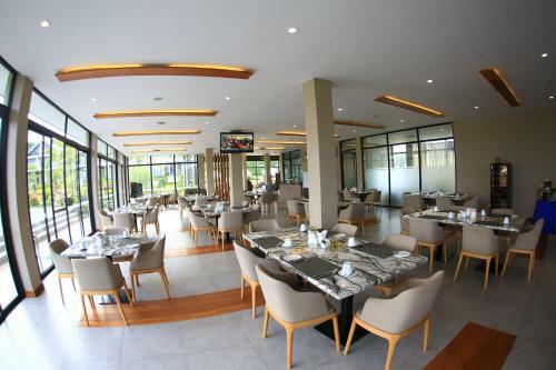 Hotel Ss Aung Ban