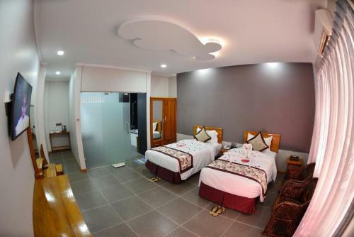 Cherry Bagan Hotel