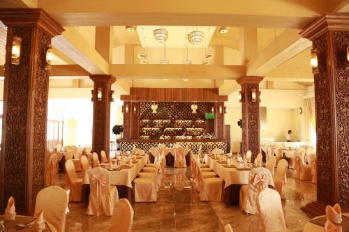 Gracious Bagan Hotel