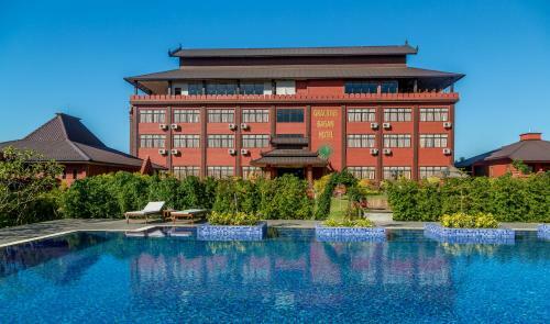 Gracious Bagan Hotel