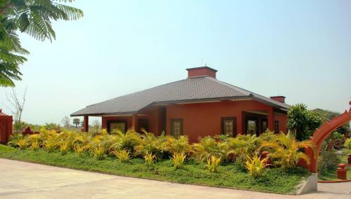 Gracious Bagan Hotel