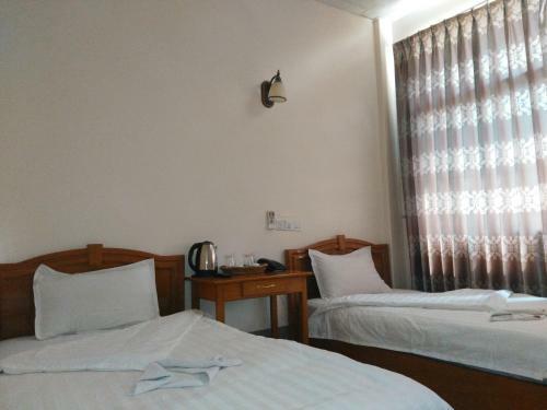 Man Thi Tar Hotel