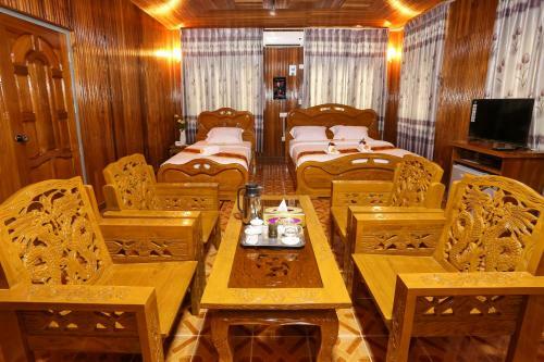 Mother House Hotel