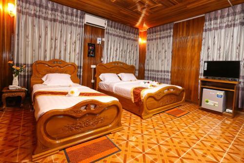 Mother House Hotel