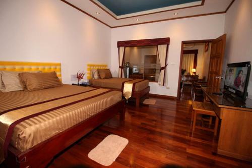 Myanmar Life Hotel