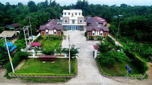 Royal Land Hotel