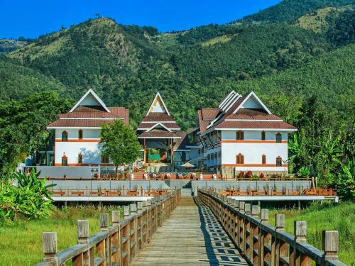 Hotel Ananta Inlay Resort