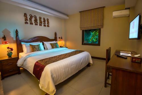 Royal Bagan Hotel