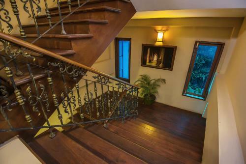 Royal Bagan Hotel