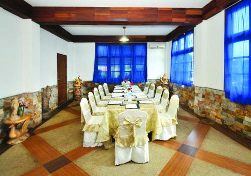 Hotel Shwe Pyi Resort Bago