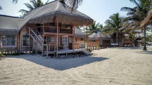 Pura Vida Lodge