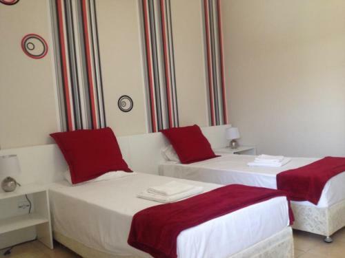 Bed & Breakfast Travellers Inn