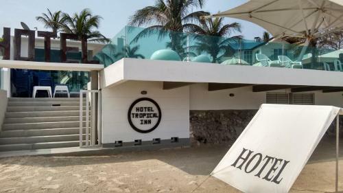 Hotel Tropical Inn