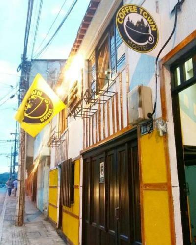 Hostal Coffee Town Hostel