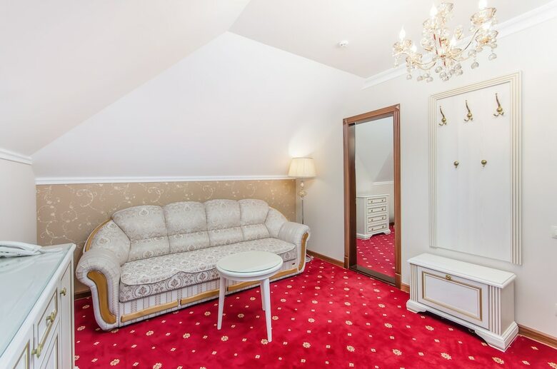 Park Lane Hotel