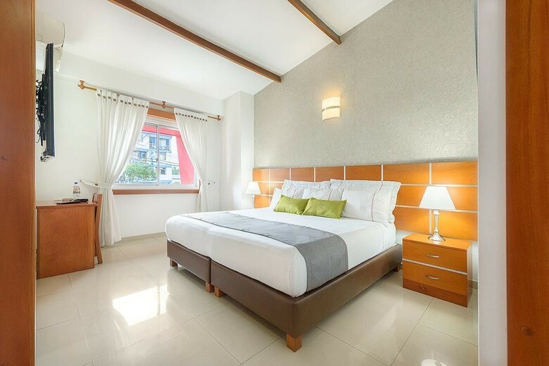Optimum Hotel