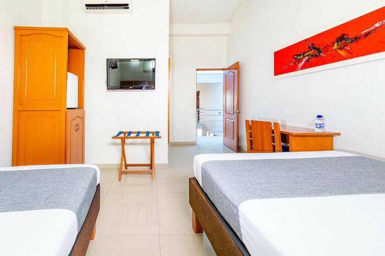 Optimum Hotel