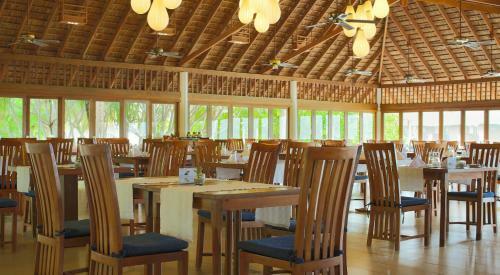 Hotel Vakarufalhi Maldives