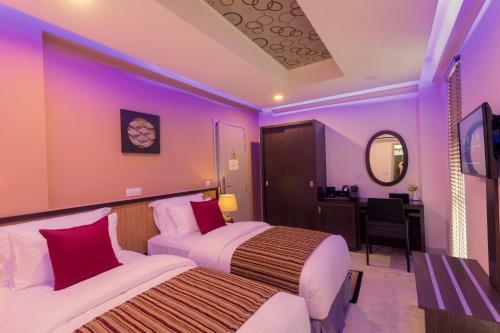 Hostal The Avenue & Spa