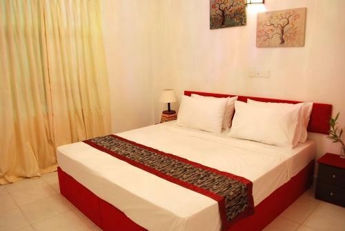 Hostal G 10 Beach Inn