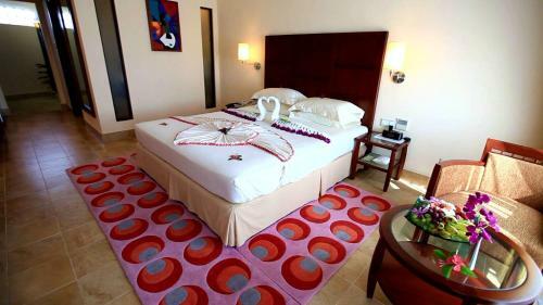 Hulhule Island Hotel