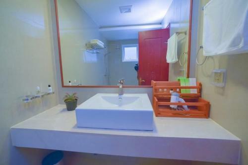 Hostal Hotel Ui Inn