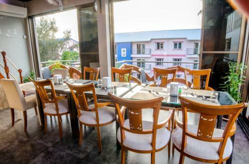 Hostal Newtown Inn