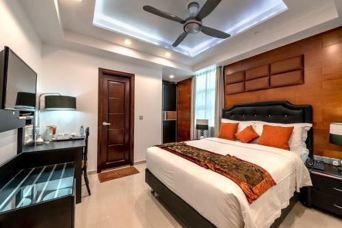 Hostal Rivethi Beach Hotel