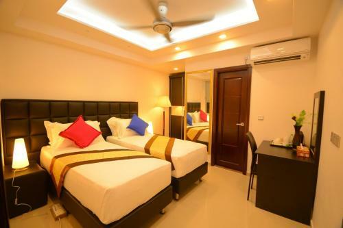 Hostal Rivethi Beach Hotel