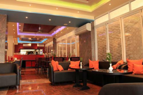 Hostal Rivethi Beach Hotel