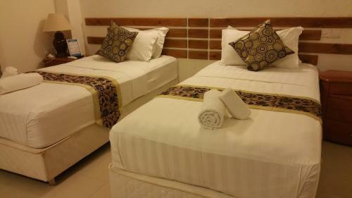 Hostal Ras Village