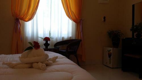 Hostal Ras Beach Inn