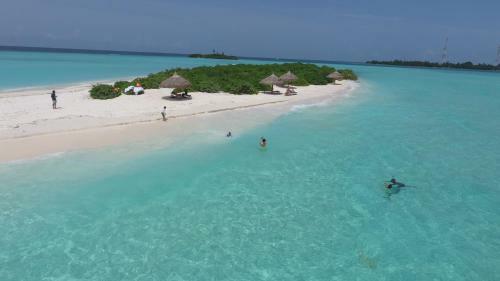 Hostal Ras Beach Inn