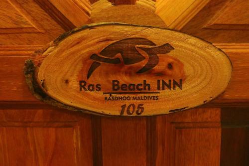 Hostal Ras Beach Inn